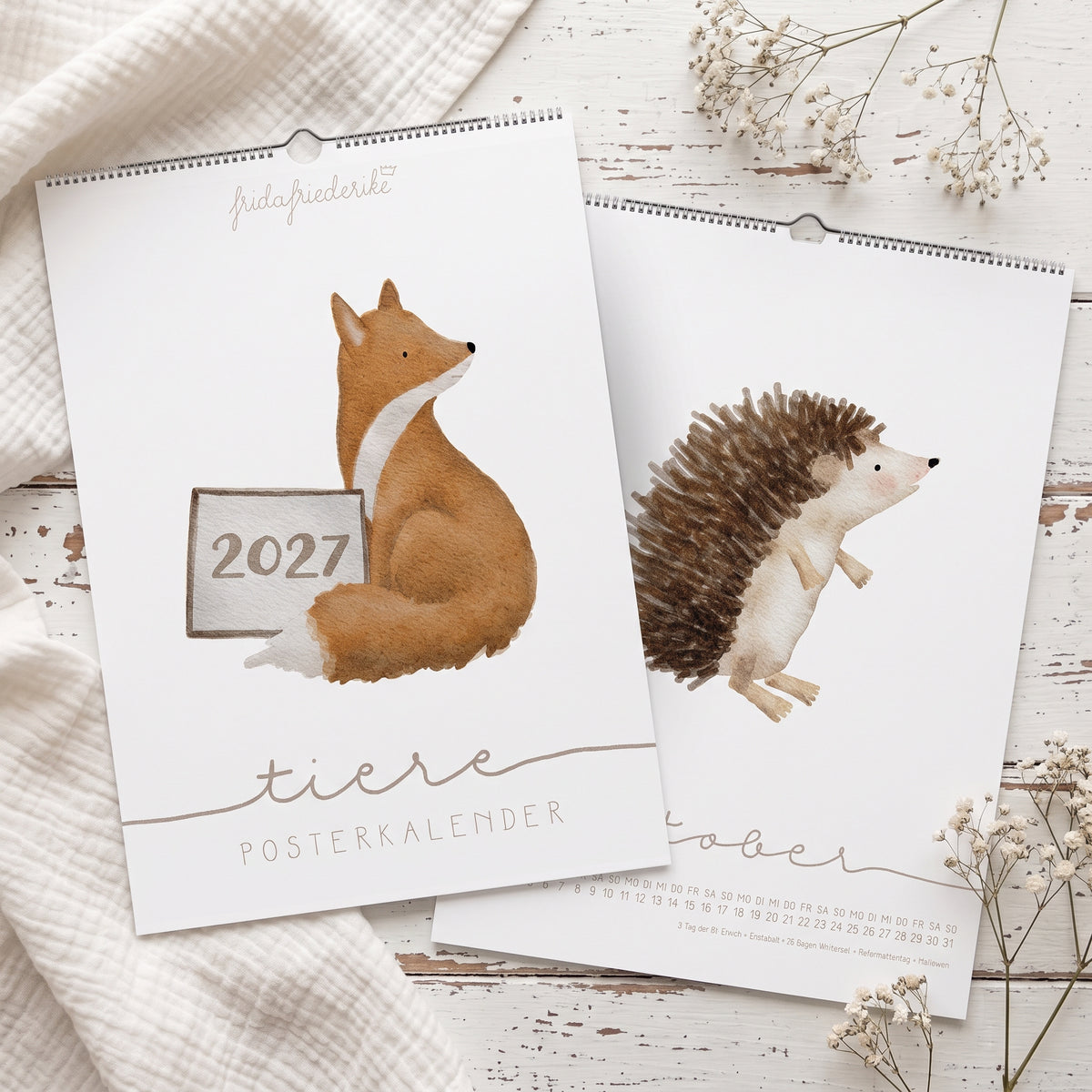 Posterkalender 2027 mit süßen Tiermotiven und dezentem Kalendarium